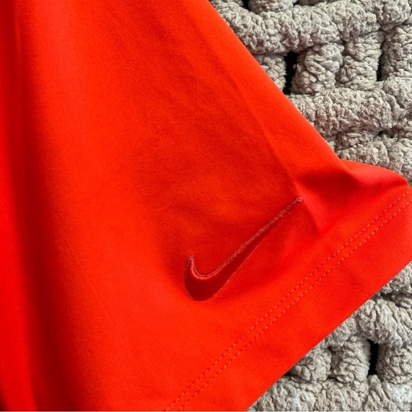 Nike Vibrant Red Polo Golf Shirt with Geometric Pattern Size Large - Picture 4 of 11